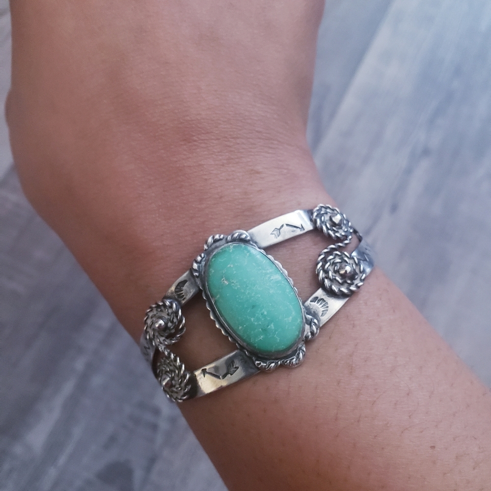 Native Sterling Silver Cuff/Bracelet - image 5